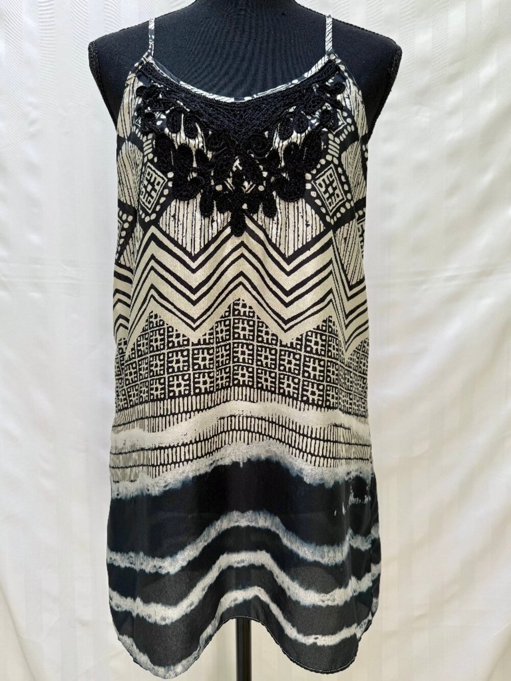 Da-Nang 100% Silk Boho Embroidered Tank Top Tunic Black Beige Print Size S